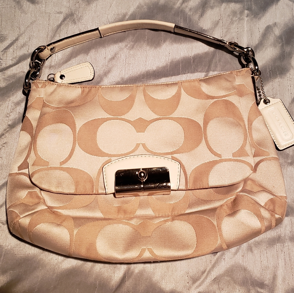 Coach Bag - Picture 9 of 11